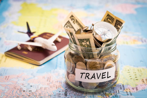 SAVING MONEY ON TRAVEL DURING THE HOLIDAYS